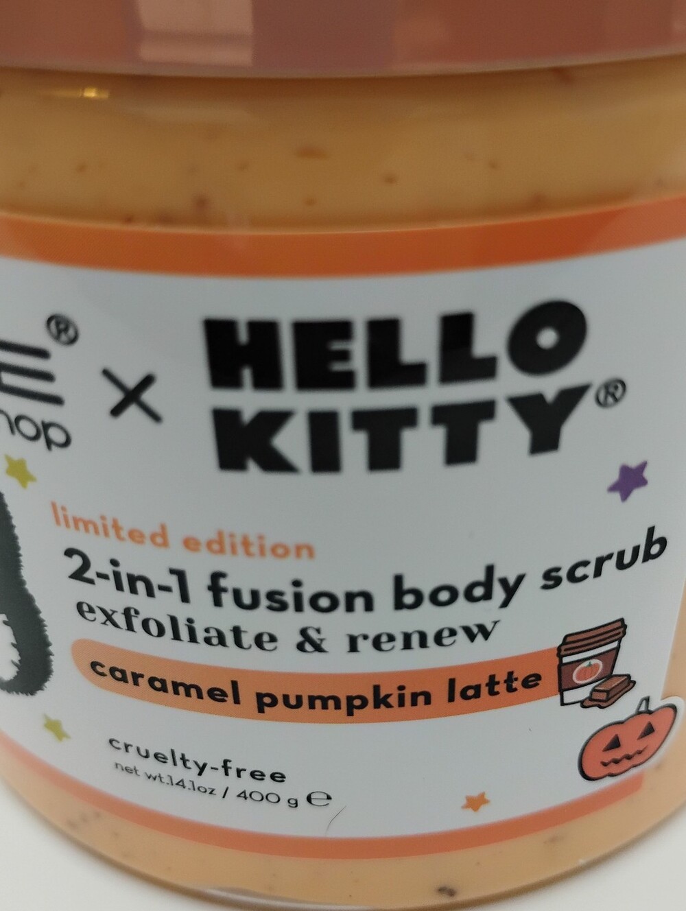 Crème Shop X Hello Kitty 2-in-1 Fusion Body Scrub in Caramel Pumpkin Latte - Picture 2 of 3